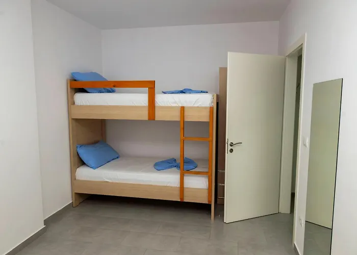 Roxhensi Appartamento Shëngjin