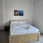 شقة Roxhensi