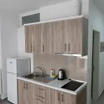 شقة Roxhensi Shëngjin