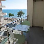 شقة Roxhensi
