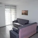 شقة Roxhensi