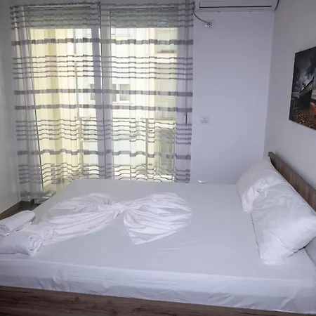 Apartmán Roxhensi Shëngjin