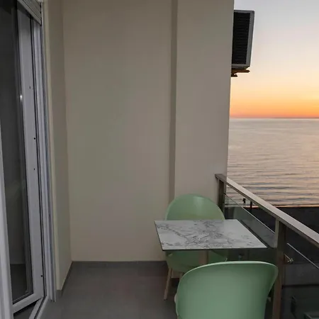 Apartment Roxhensi *