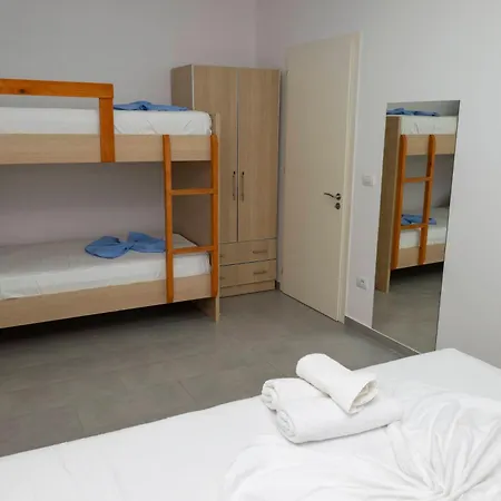 Roxhensi Apartament Shëngjin