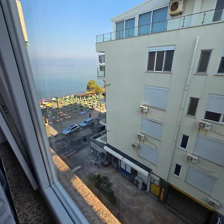 Roxhensi Apartment *