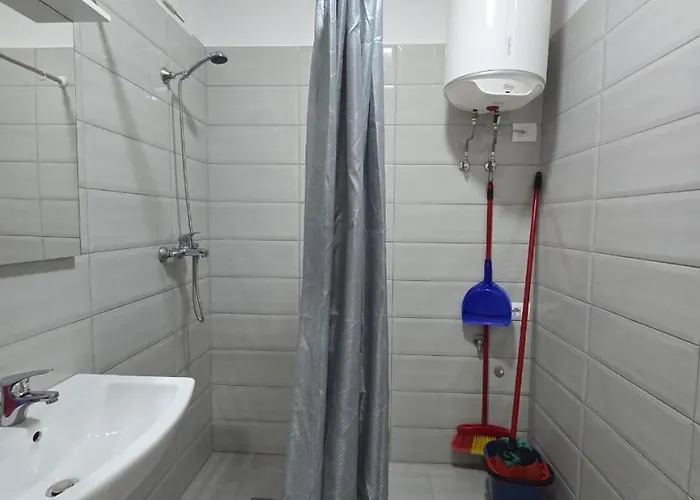 Apartamento Roxhensi Shëngjin