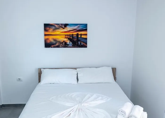 Apartamento Roxhensi Shëngjin