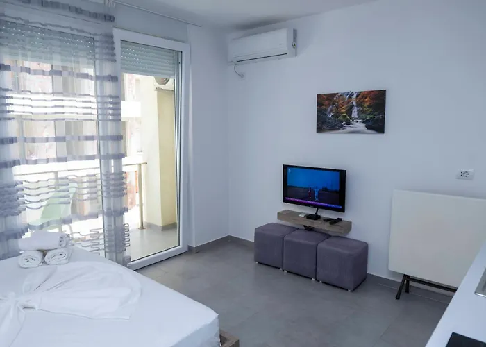 Apartamento Roxhensi Shëngjin