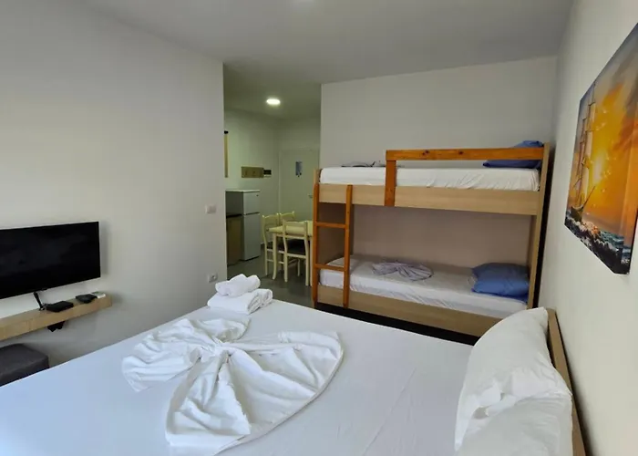 Roxhensi Apartamento *